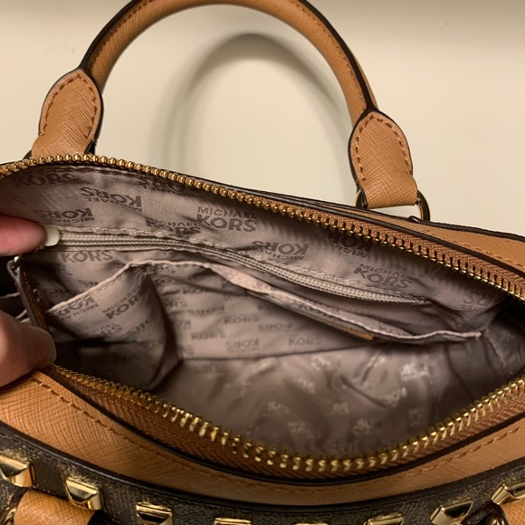 Michael kors purse NWOT - Picture 3 of 3